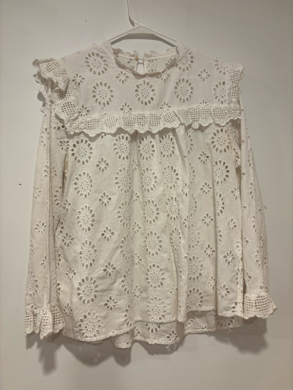 Zara White Eyelet Ruffle Yoke Long-Sleeve Blouse cotton size 10